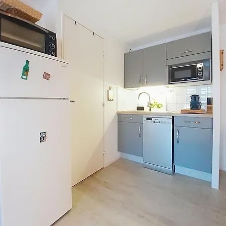 Appartement Les Jardins De L'ocean-43 By Interhome *